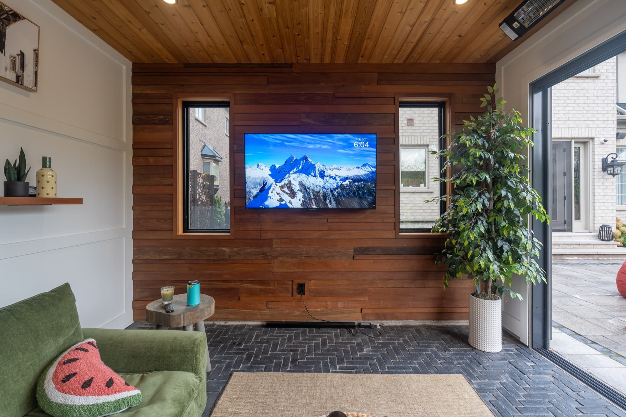 Cabana with Cedar Sauna — 4.1